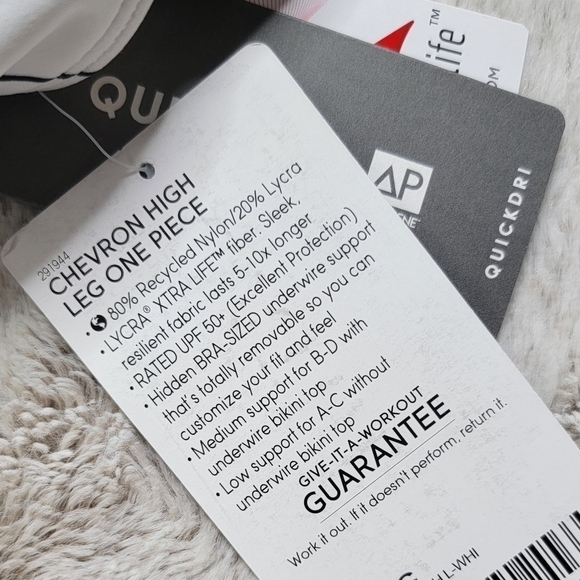 Athleta Chevron High Leg White One Piece Swimsuit NWT Size 34B/C - Picture 6 of 14